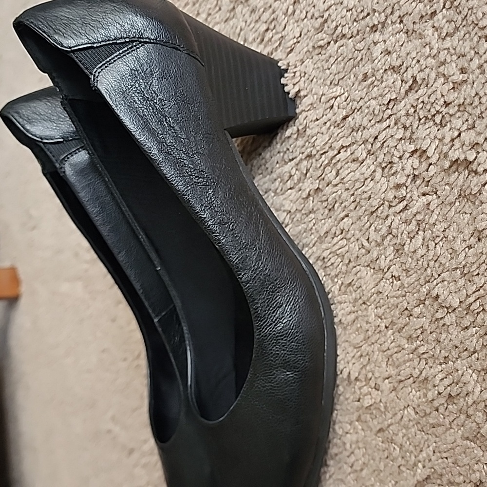 Black Women's Pumps 9 - Picture 4 of 8